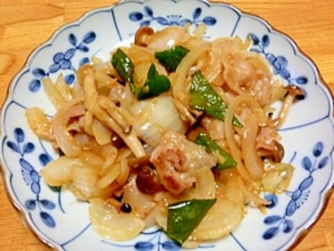 玉ネギをじっくり炒めて、焼き肉のタレで、味付け